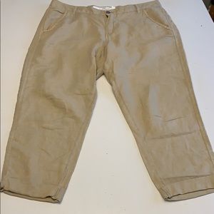 Women’s size 14 capris